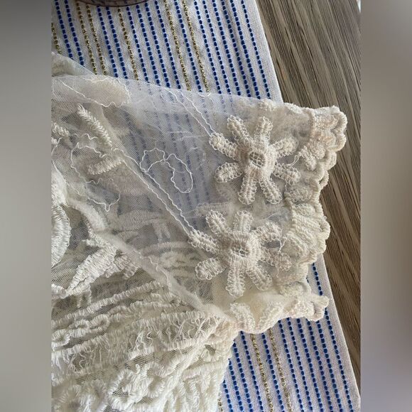 Sundance Embroidered Beige Short Sleeve Lace Mesh Blouse Sz M  Boho Lined - Picture 8 of 15
